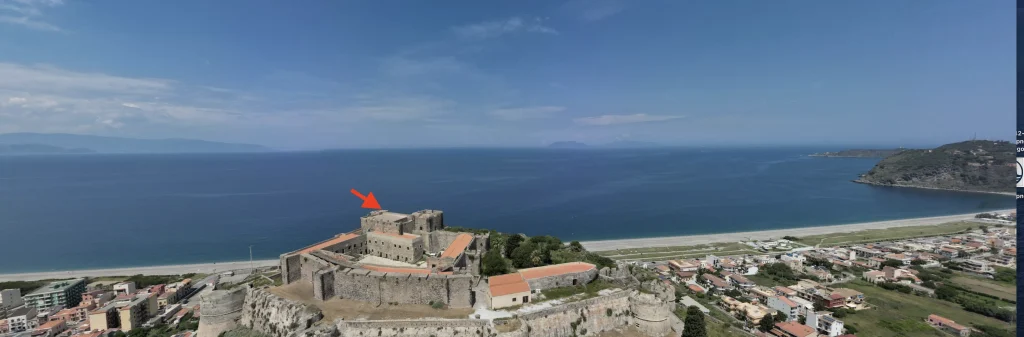 Vista sulle Isole Eolie dal Castello di Milazzo